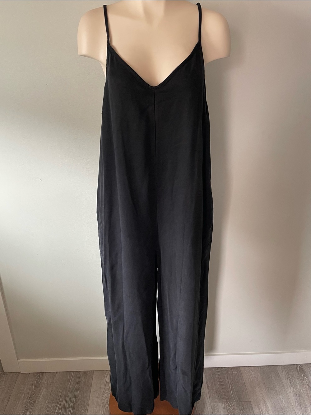 Wilfred Black Wide-Leg Spaghetti Strap Jumpsuit